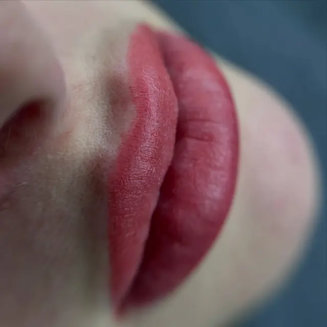 Soft Powder Lips 🖤
Nessun filtro, nessuna correzione e sopratutto niente correttore!

Scorri le foto per vedere il risultato e confrontarlo con il prima ✨

Se desideri labbra più definite, naturali e sempre perfette, il trattamento Soft Powder Lips è quello che fa per te.

L’agenda è sempre aperta: puoi prenotare comodamente online oppure via mail per i mesi di giugno, luglio e agosto.

Ti aspetto 🖤

#pmulabbra #softlips #browbarpavia #marinabrowartist